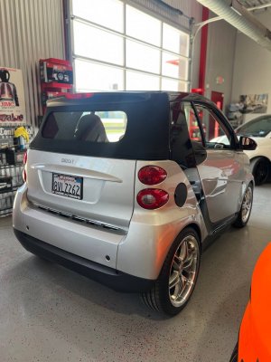 Car for Sale - smart fortwo 451 - Convertible - 2008 - less than 5,000 miles!